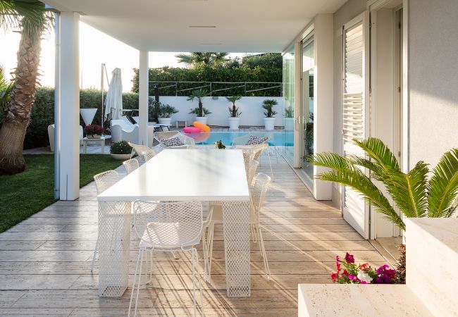 Villa in Custonaci - Exclusive sea villa with pool, Cornino, Sicily Villa in Custonaci - Exclusive sea villa with pool, Cornino, Sicily