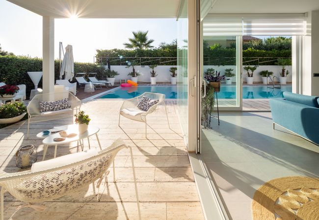 Villa in Custonaci - Exclusive sea villa with pool, Cornino, Sicily