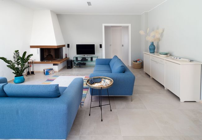 Villa in Custonaci - Exclusive sea villa with pool, Cornino, Sicily Villa in Custonaci - Exclusive sea villa with pool, Cornino, Sicily