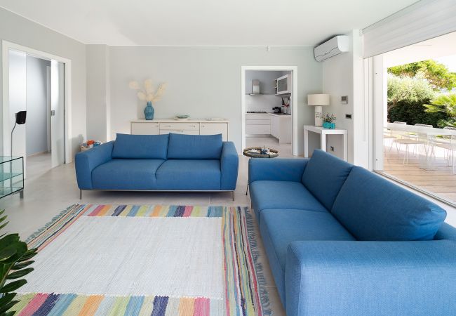 Villa in Custonaci - Exclusive sea villa with pool, Cornino, Sicily Villa in Custonaci - Exclusive sea villa with pool, Cornino, Sicily