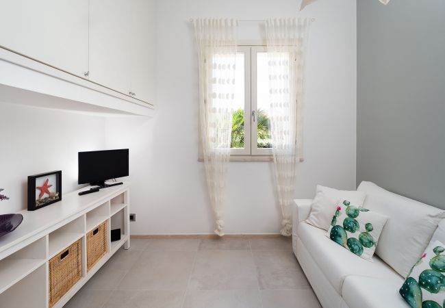 Villa in Custonaci - Exclusive sea villa with pool, Cornino, Sicily Villa in Custonaci - Exclusive sea villa with pool, Cornino, Sicily