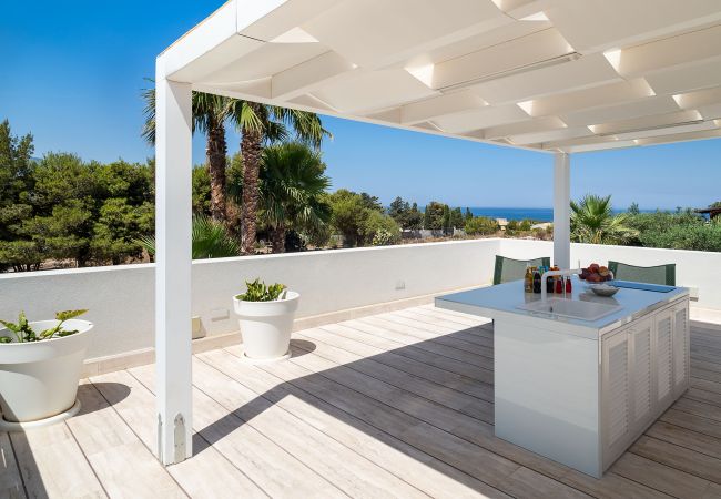 Villa in Custonaci - Exclusive sea villa with pool, Cornino, Sicily Villa in Custonaci - Exclusive sea villa with pool, Cornino, Sicily