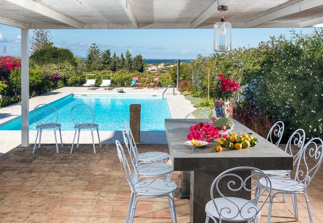 Villa in Marsala - Exclusive villa with pool, external kithchen, in Marsala, Sicily Villa in Marsala - Exclusive villa with pool, external kithchen, in Marsala, Sicily