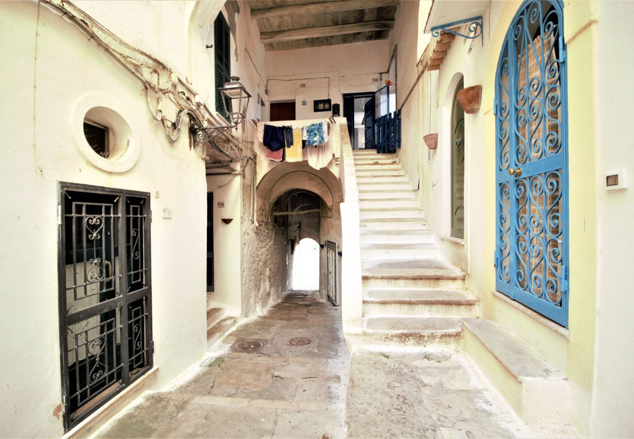 Apartment in Sperlonga - Panoramic Three-Room Apartment in the Historic Center