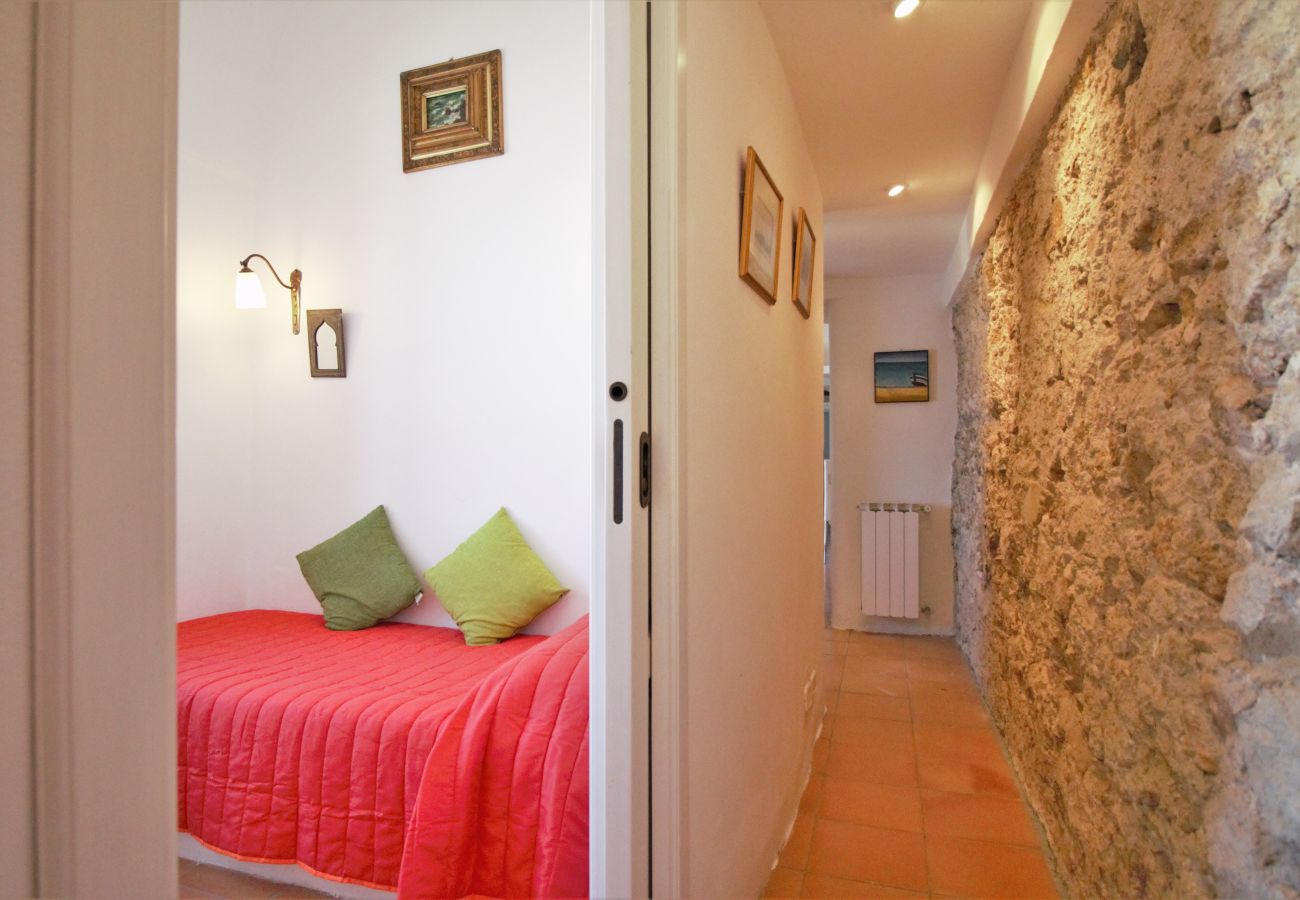 Apartment in Sperlonga - Panoramic Three-Room Apartment in the Historic Center