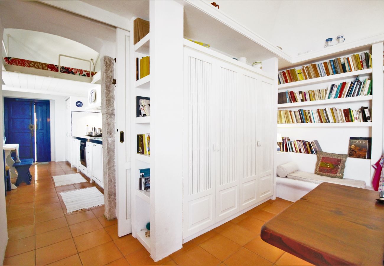 Apartment in Sperlonga - Panoramic Three-Room Apartment in the Historic Center