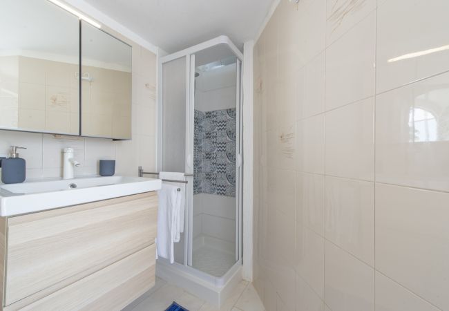 Villa in Praiano - Villa Albatros - Stunning 2 floors Villa for large groups! Villa in Praiano - Villa Albatros - Stunning 2 floors Villa for large groups!