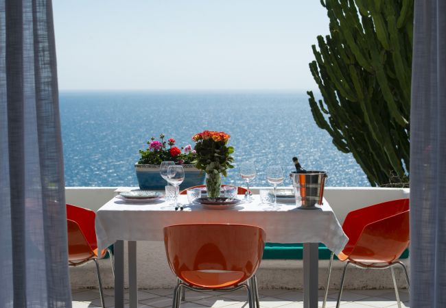 Apartment in Conca dei Marini - Casa Giovannina - charming fisherman's house with stunning views Apartment in Conca dei Marini - Casa Giovannina - charming fisherman's house with stunning views