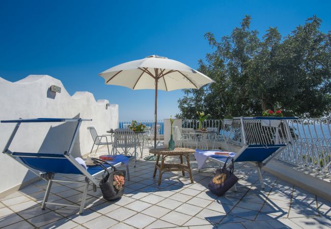 Apartment in Conca dei Marini - Casa Giovannina - charming fisherman's house with stunning views Apartment in Conca dei Marini - Casa Giovannina - charming fisherman's house with stunning views