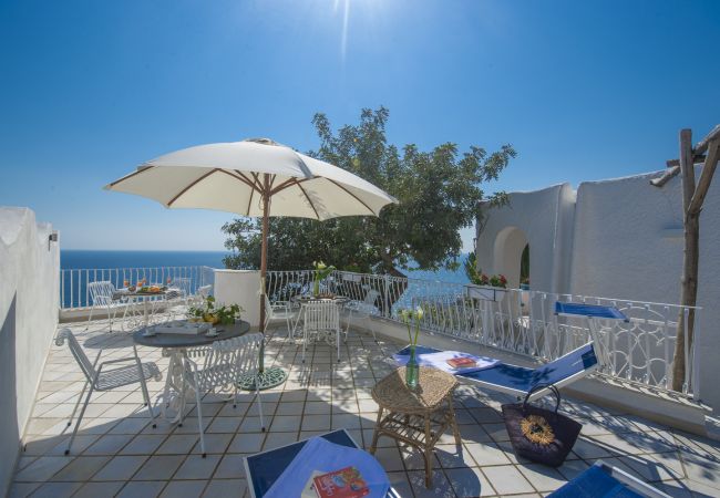 Apartment in Conca dei Marini - Casa Giovannina - charming fisherman's house with stunning views Apartment in Conca dei Marini - Casa Giovannina - charming fisherman's house with stunning views