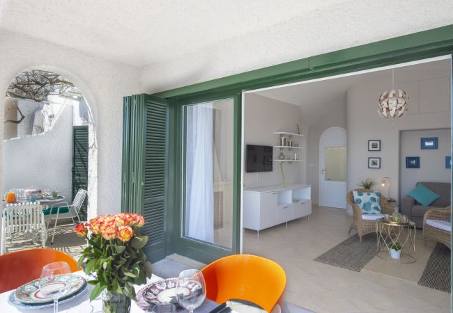 Apartment in Conca dei Marini - Casa Giovannina - charming fisherman's house with stunning views Apartment in Conca dei Marini - Casa Giovannina - charming fisherman's house with stunning views