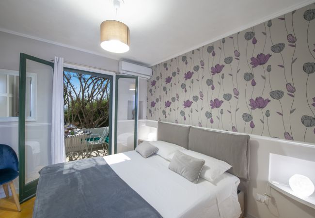 Apartment in Conca dei Marini - Casa Giovannina - charming fisherman's house with stunning views Apartment in Conca dei Marini - Casa Giovannina - charming fisherman's house with stunning views