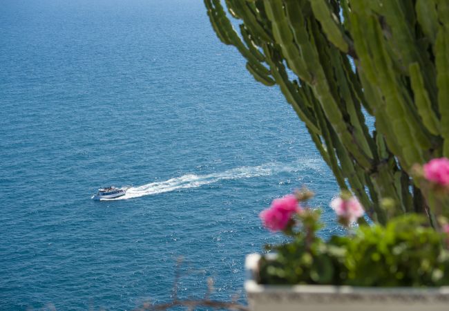 Apartment in Conca dei Marini - Casa Giovannina - charming fisherman's house with stunning views Apartment in Conca dei Marini - Casa Giovannina - charming fisherman's house with stunning views