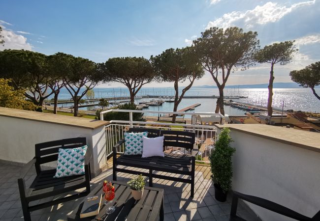 Villa in Bolsena - Villa directly by the sea -Villa Clara for 12 persons Villa in Bolsena - Villa directly by the sea -Villa Clara for 12 persons
