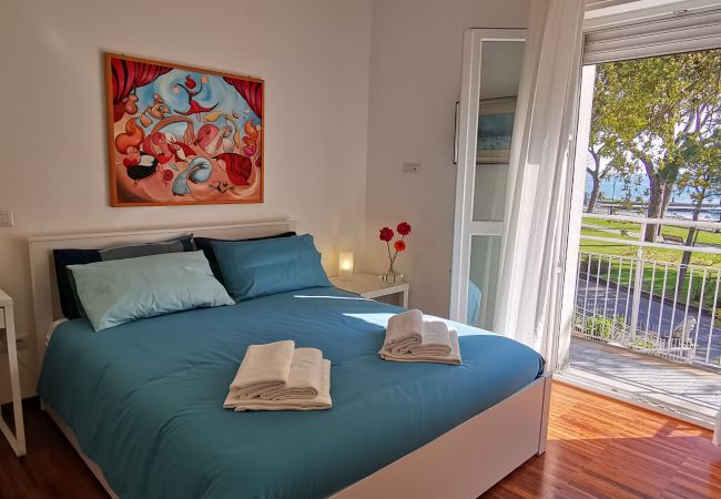 Villa in Bolsena - Villa directly by the sea -Villa Clara for 12 persons Villa in Bolsena - Villa directly by the sea -Villa Clara for 12 persons