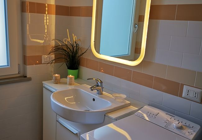 Villa in Bolsena - Villa directly by the sea -Villa Clara for 12 persons Villa in Bolsena - Villa directly by the sea -Villa Clara for 12 persons