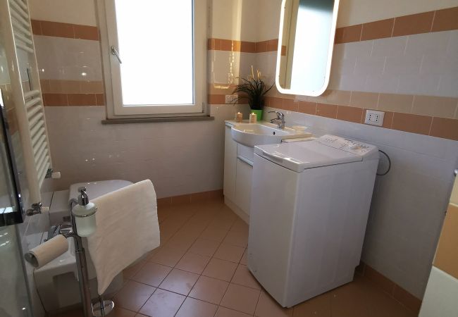 Villa in Bolsena - Villa directly by the sea -Villa Clara for 12 persons Villa in Bolsena - Villa directly by the sea -Villa Clara for 12 persons