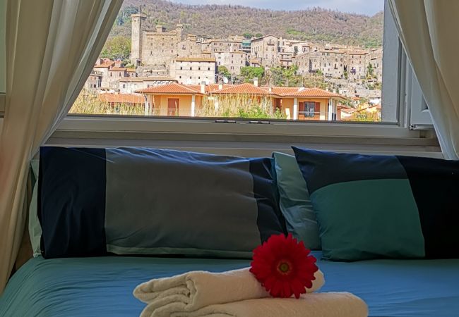 Villa in Bolsena - Villa directly by the sea -Villa Clara for 12 persons Villa in Bolsena - Villa directly by the sea -Villa Clara for 12 persons