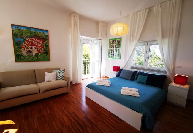 Villa in Bolsena - Villa directly by the sea -Villa Clara for 12 persons Villa in Bolsena - Villa directly by the sea -Villa Clara for 12 persons