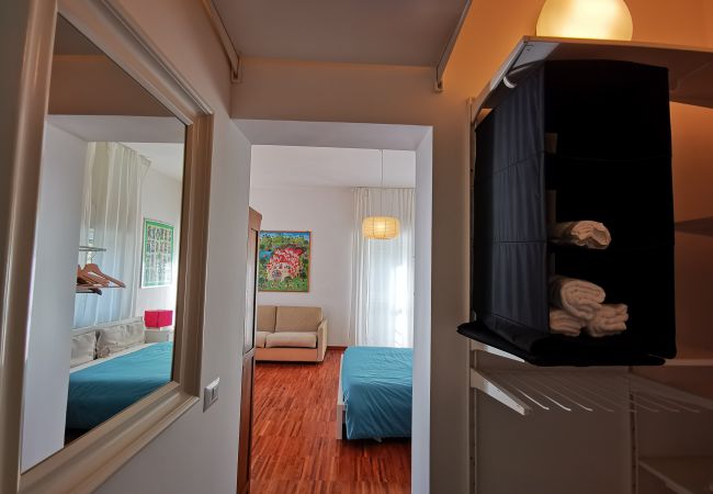 Villa in Bolsena - Villa directly by the sea -Villa Clara for 12 persons Villa in Bolsena - Villa directly by the sea -Villa Clara for 12 persons