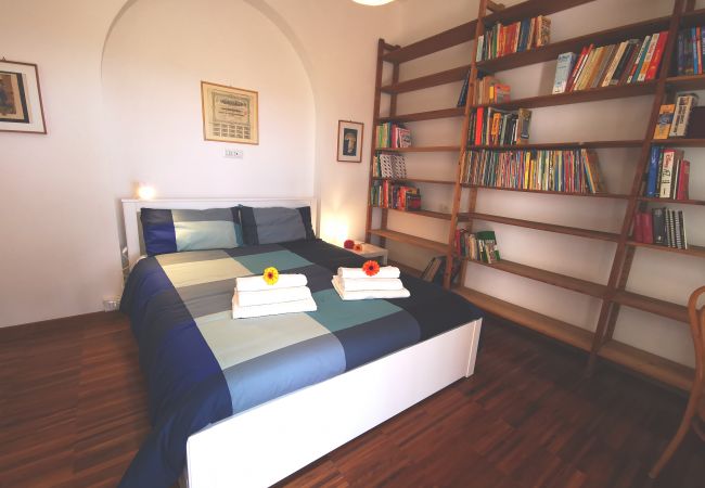 Villa in Bolsena - Villa directly by the sea -Villa Clara for 12 persons Villa in Bolsena - Villa directly by the sea -Villa Clara for 12 persons