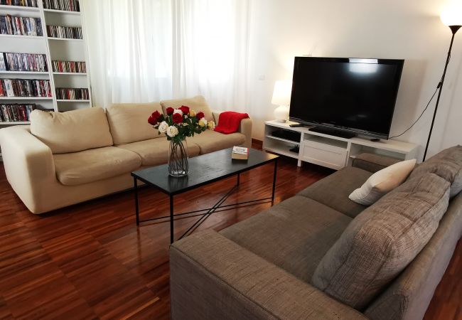 Villa in Bolsena - Villa directly by the sea -Villa Clara for 12 persons Villa in Bolsena - Villa directly by the sea -Villa Clara for 12 persons