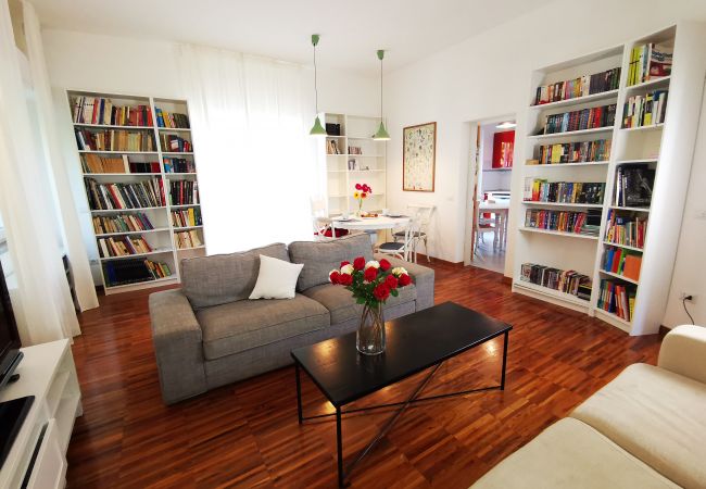 Villa in Bolsena - Villa directly by the sea -Villa Clara for 12 persons Villa in Bolsena - Villa directly by the sea -Villa Clara for 12 persons