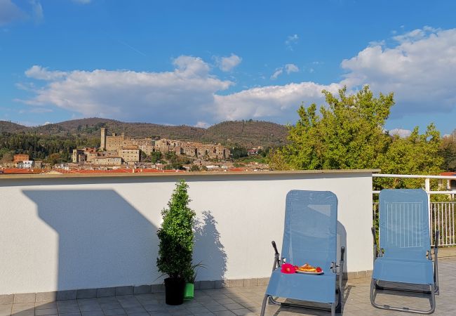 Villa in Bolsena - Villa directly by the sea -Villa Clara for 12 persons Villa in Bolsena - Villa directly by the sea -Villa Clara for 12 persons