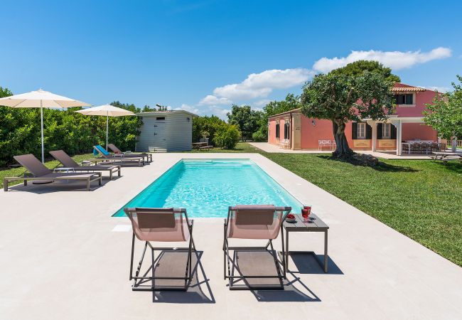 Villa in Fontane Bianche - Pool villa, 300 metres from the beach, Fontane Bianche, Villa in Fontane Bianche - Pool villa, 300 metres from the beach, Fontane Bianche,