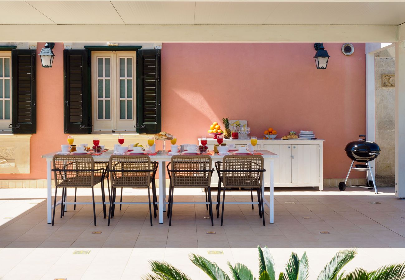 Villa in Fontane Bianche - Pool villa, 300 metres from the beach, Fontane Bianche, Villa in Fontane Bianche - Pool villa, 300 metres from the beach, Fontane Bianche,