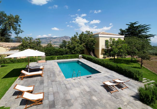 Villa in Randazzo - Charming villa with pool in Randazzo, Sicily   Villa in Randazzo - Charming villa with pool in Randazzo, Sicily