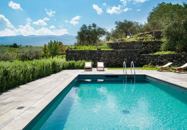 Villa in Randazzo - Charming villa with pool in Randazzo, Sicily   Villa in Randazzo - Charming villa with pool in Randazzo, Sicily