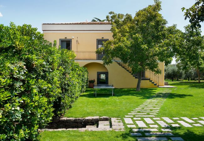 Villa in Randazzo - Charming villa with pool in Randazzo, Sicily   Villa in Randazzo - Charming villa with pool in Randazzo, Sicily