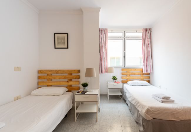 House in Las Palmas de Gran Canaria - Next to the beach - 5 beds By CanariasGetaway  House in Las Palmas de Gran Canaria - Next to the beach - 5 beds By CanariasGetaway