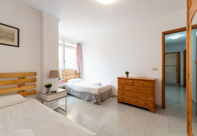 House in Las Palmas de Gran Canaria - Next to the beach - 5 beds By CanariasGetaway  House in Las Palmas de Gran Canaria - Next to the beach - 5 beds By CanariasGetaway