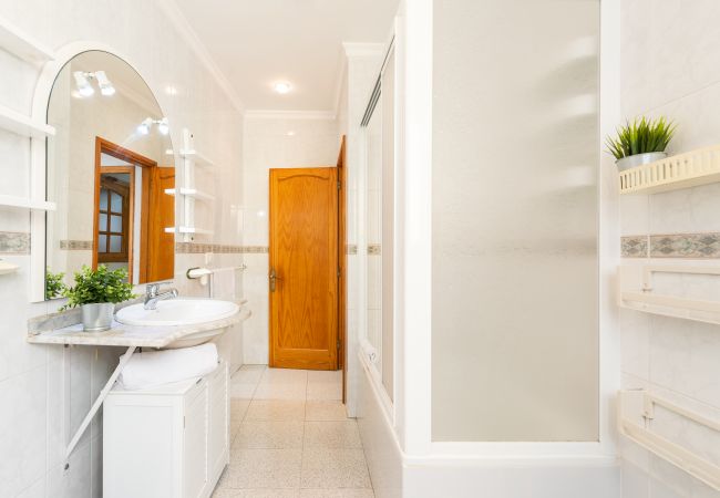 House in Las Palmas de Gran Canaria - Next to the beach - 5 beds By CanariasGetaway  House in Las Palmas de Gran Canaria - Next to the beach - 5 beds By CanariasGetaway