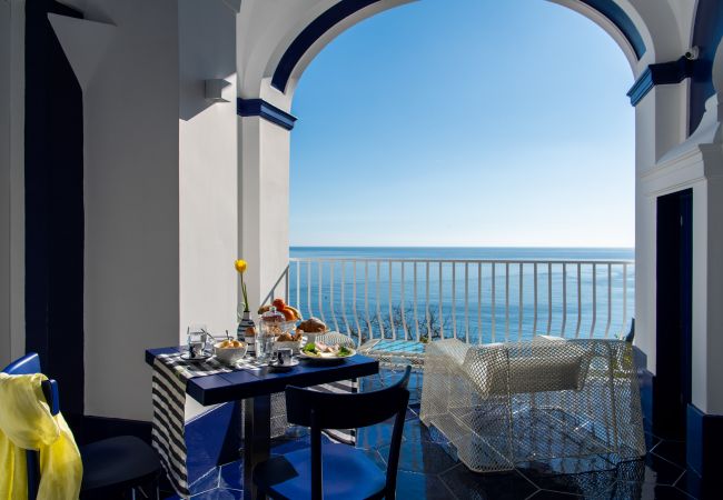 Villa in Positano - Villa Lepanto - Stunning view of Positano 