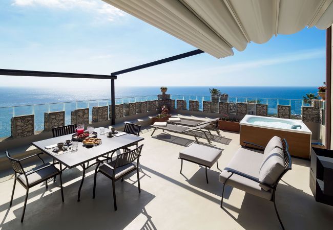 Apartment in Taormina - Luxury seafront apartment with terrace and Jacuzzi, Taormina, Sicily Apartment in Taormina - Luxury seafront apartment with terrace and Jacuzzi, Taormina, Sicily