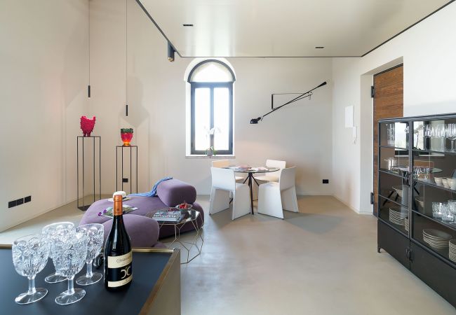Apartment in Taormina - Luxury seafront apartment with terrace and Jacuzzi, Taormina, Sicily Apartment in Taormina - Luxury seafront apartment with terrace and Jacuzzi, Taormina, Sicily