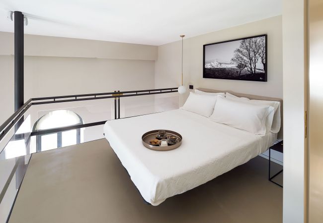 Apartment in Taormina - Luxury seafront apartment with terrace and Jacuzzi, Taormina, Sicily Apartment in Taormina - Luxury seafront apartment with terrace and Jacuzzi, Taormina, Sicily