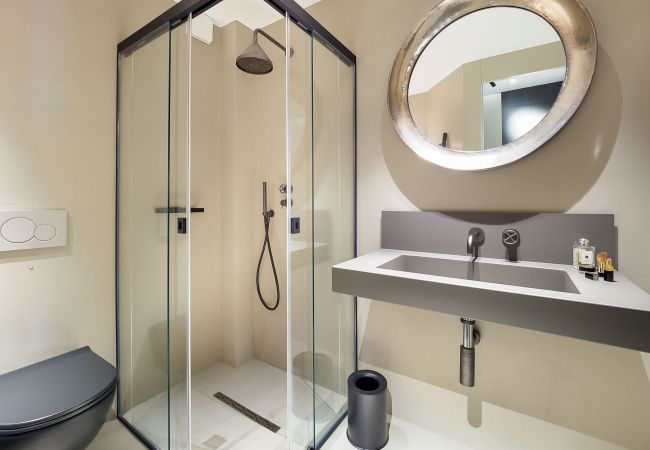 Apartment in Taormina - Luxury seafront apartment with terrace and Jacuzzi, Taormina, Sicily Apartment in Taormina - Luxury seafront apartment with terrace and Jacuzzi, Taormina, Sicily