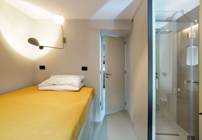 Apartment in Taormina - Luxury seafront apartment with terrace and Jacuzzi, Taormina, Sicily Apartment in Taormina - Luxury seafront apartment with terrace and Jacuzzi, Taormina, Sicily