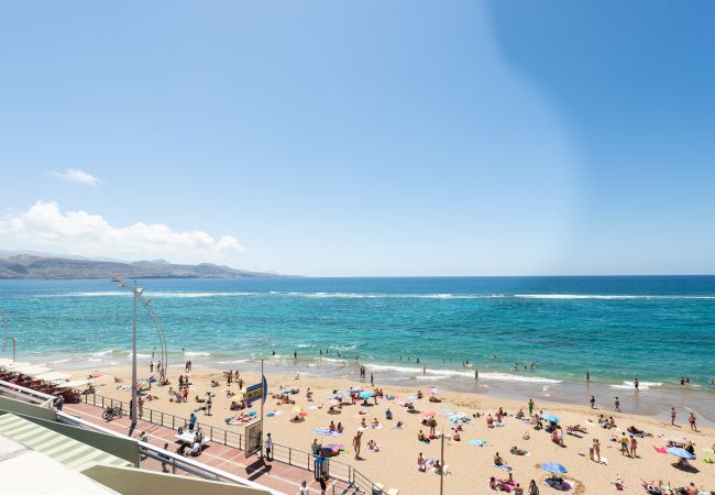 House in Las Palmas de Gran Canaria - Front line with nice terrace By CanariasGetaway  House in Las Palmas de Gran Canaria - Front line with nice terrace By CanariasGetaway