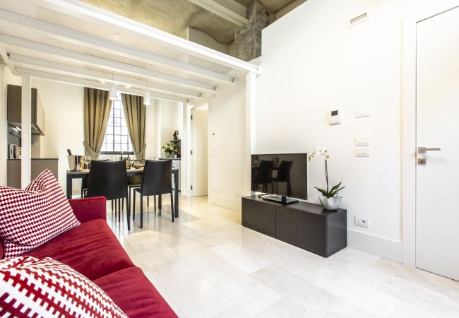 Apartment in Venice -  Elegant Fornasa Vecia Canal View R&R