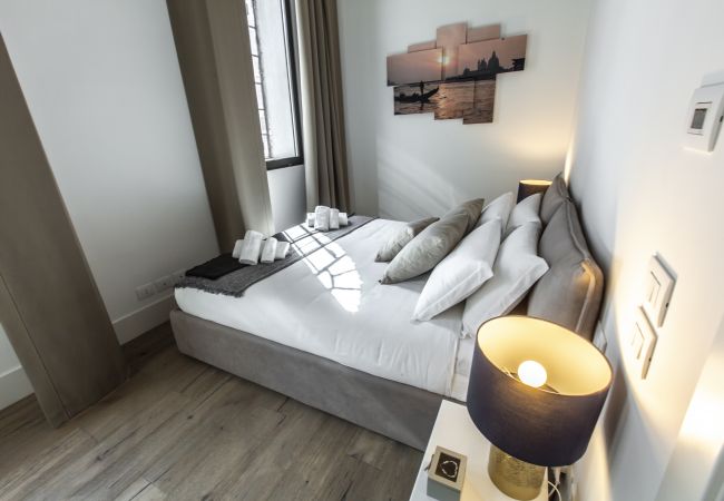 Apartment in Venezia -  Elegant Fornasa Vecia Canal View R&R Apartment in Venezia -  Elegant Fornasa Vecia Canal View R&R