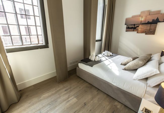 Apartment in Venezia -  Elegant Fornasa Vecia Canal View R&R Apartment in Venezia -  Elegant Fornasa Vecia Canal View R&R
