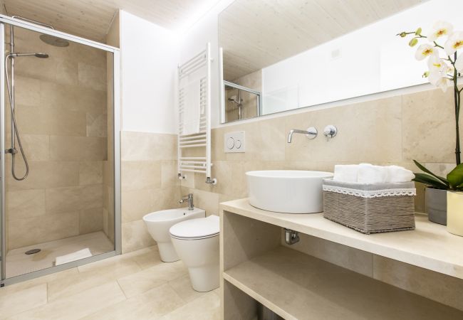 Apartment in Venezia -  Elegant Fornasa Vecia Canal View R&R Apartment in Venezia -  Elegant Fornasa Vecia Canal View R&R