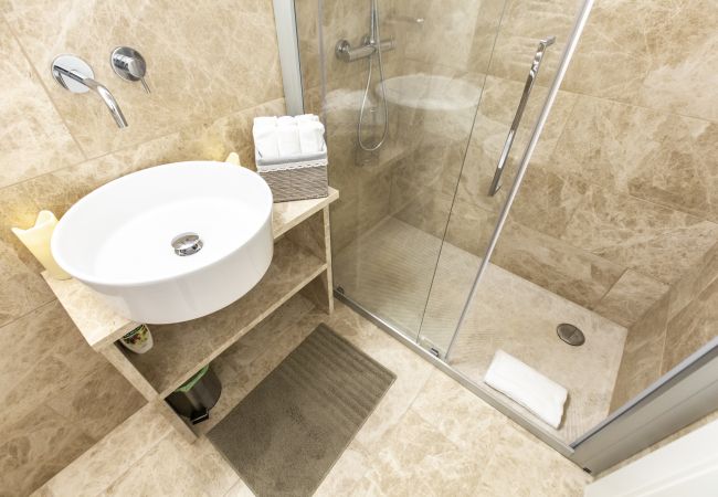 Apartment in Venezia -  Elegant Fornasa Vecia Canal View R&R Apartment in Venezia -  Elegant Fornasa Vecia Canal View R&R