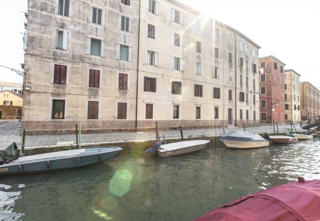 Apartment in Venezia -  Elegant Fornasa Vecia Canal View R&R Apartment in Venezia -  Elegant Fornasa Vecia Canal View R&R