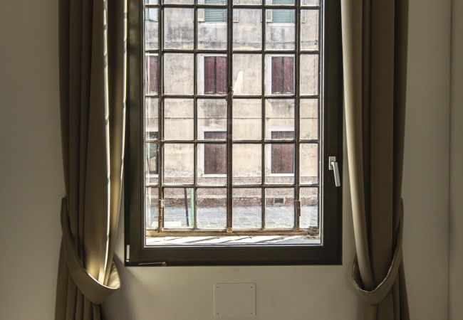 Apartment in Venezia -  Elegant Fornasa Vecia Canal View R&R Apartment in Venezia -  Elegant Fornasa Vecia Canal View R&R